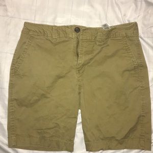 Aeropostale 7” inseam Khaki Shorts